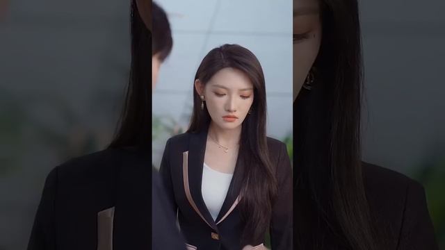 【FULL】重生回到和渣男結婚那天，她轉頭求婚渣男的花心小叔，以為他玩玩就離婚，沒想到婚後被他捧在心尖寵上天#ShortFilm #甜寵 #霸道總裁 смотреть онлайн