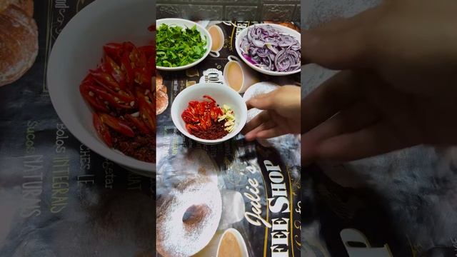 САЛАТ : ОСТРАЯ КУРИЦА❤️💣😋🔥