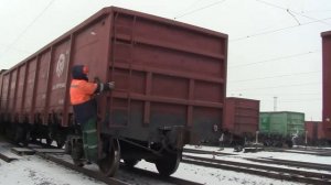 Железнодорожная станция Богатырская. Составители