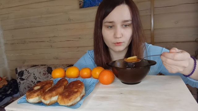 МУКБАНГ | СОЛЯНКА | СОСИСКА В ТЕСТЕ | MUKBANG