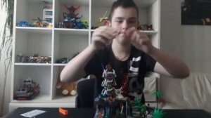 Сборка и обзор LEGO Ninjago 71747 "Деревня хранителей"
