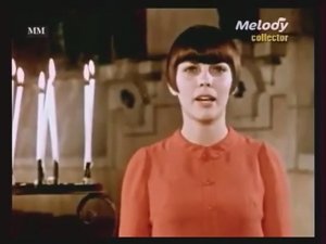 Mireille Mathieu Qu'Elle Est Belle -Scopitone-1966