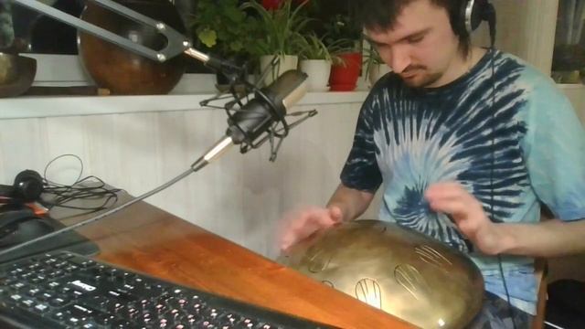 Пробую тарелочки в прямом кефире. Testing handpans stream
