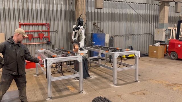 Роботизированный комплекс для сварки кабельных лотков