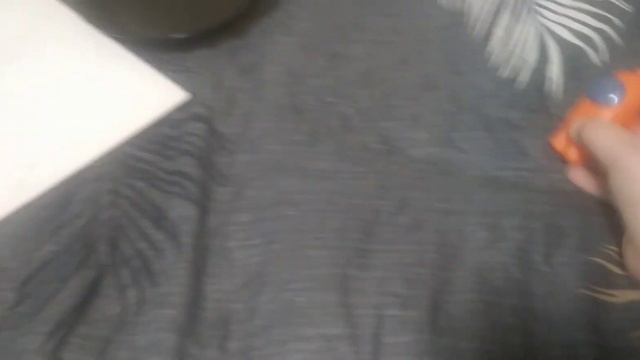 джонни и ил смотрит