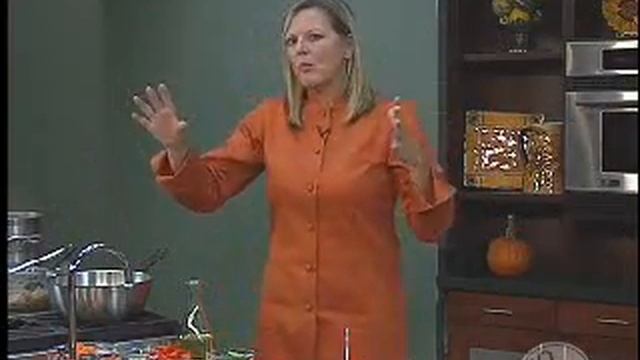 Kroger Creations with Chef Meg Galvin #15 (Thai Shrimp and Stir Fry Noodles) смотреть онлайн