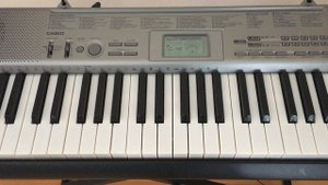 Синтезатор Casio LK-125