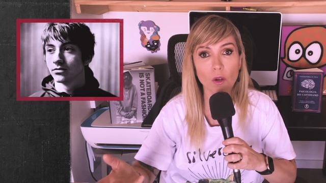 ALEX TURNER E A PSICOLOGIA DO COTIDIANO -  (ARCTIC MONKEYS) - CADA CASO UM CAOS