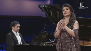 Средь шумного бала op.38/3 (Чайковский) — Ольга Перетятько