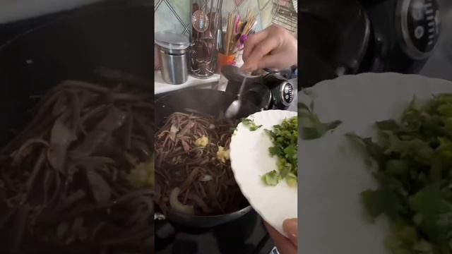 Вкусный Корейский Салат из папоротника | Готовим Дома | Самый Вкусный Корейский салат