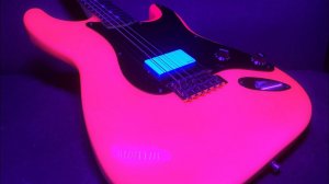 (Реставрация) Флуорисцентный розовый Fender Mexico Strat