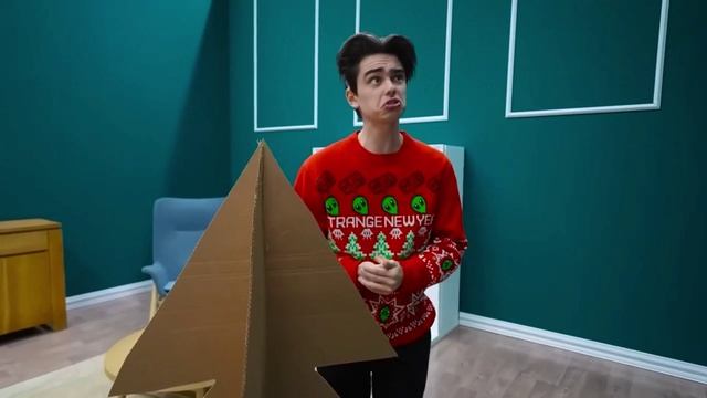 Ёлка за 10$ vs 1000$ Челлендж