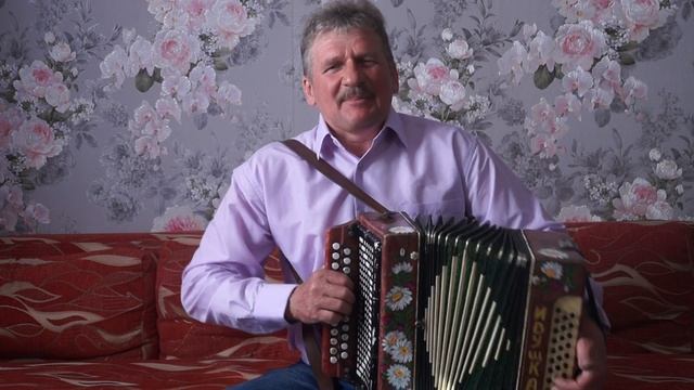 Есть красивая одна девушка на земле. смотреть онлайн