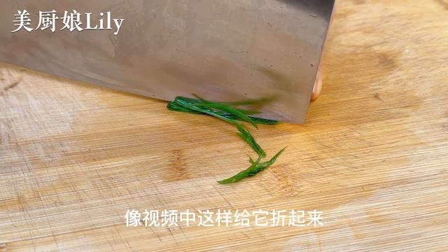 年夜飯必做白灼鮑魚，寓意一夜暴富，鮮香脆嫩，過年討個好彩頭，【麗麗廚房】，#白灼鮑魚料理食譜 ，#家常菜 ，#白灼鮑魚 ，#白灼鮑魚的做法