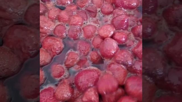 ВКУСНОЕ ВАРЕНЬЕ ИЗ КЛУБНИКИ #вареньеизклубники  #вареньерецепт #клубника