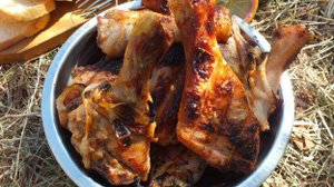 Шашлык из вымоченных куриных голеней