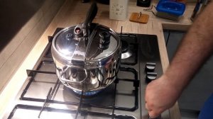 rigatoni alla marinara nella pentola a pressione