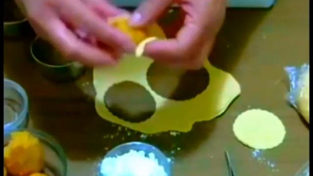 PRALINE / TRUFE cu NUCA imbracate in FONDANT | Truffle Recipes | TARTUFI CON LE NOCI | Kammellia