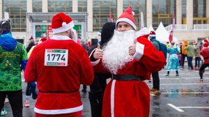 Рождественский костюмированный забег прошел в Москве