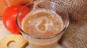 Салат-фрэш из сельдерея с огурцом и лаймом