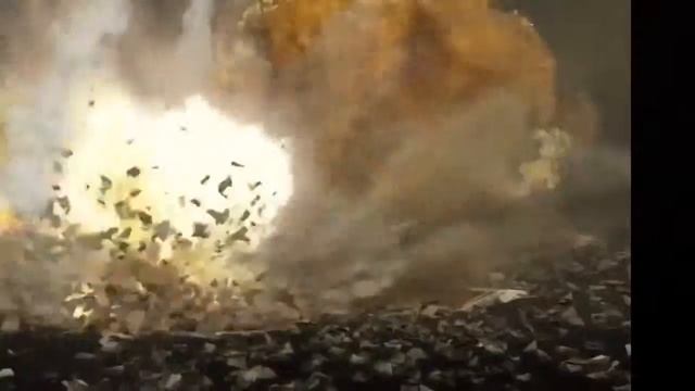 Rakete fliegt auf Erde смотреть онлайн