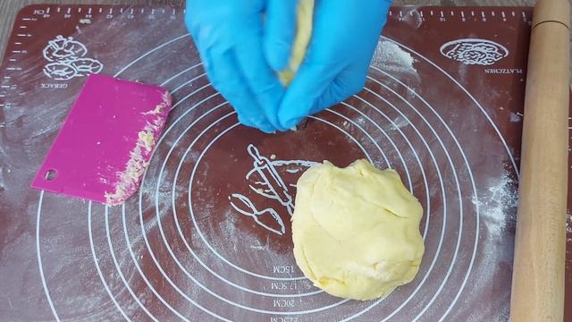 ПЕЧИВО ЗІ СТАРОГО ЗАПИСНИКА ~ слойоне печиво🍪| Абетка рецептів смотреть онлайн