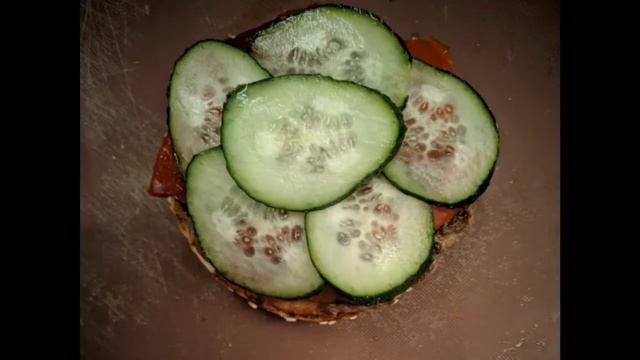 Приготовление Греческого бургера с бараниной смотреть онлайн