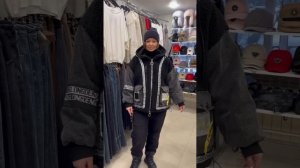 Скидки на женские куртки и пальто