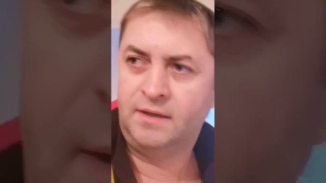 Сделали электрику в квартире вторичке 63 кв/м, электропроводка чистовая по потолку с установкой розе