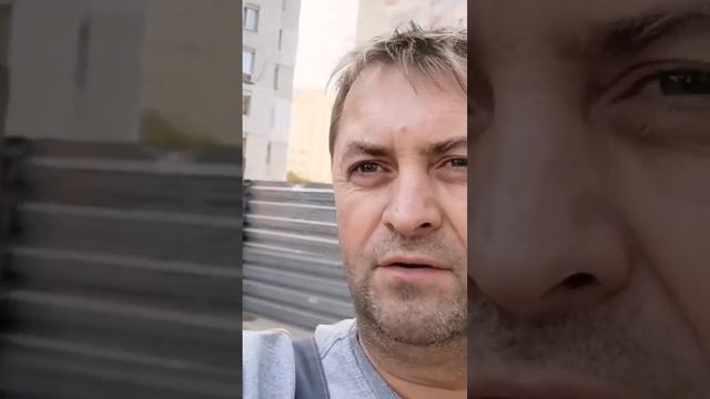 Сделали часть освещения в торговом комплексе.