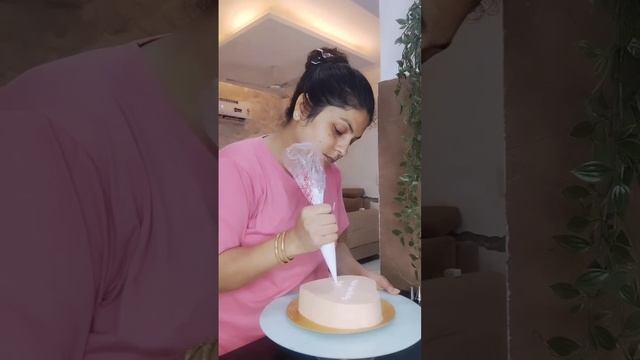 Heart cake decoration ❤️😍#viralshort #trendingshorts #subscribe