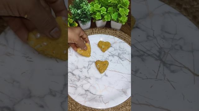 Aloo bread cutlets 🤎#cutlet #bread #recipe #cooking #youtubeshorts #shorts #like #share#subscribe#y
