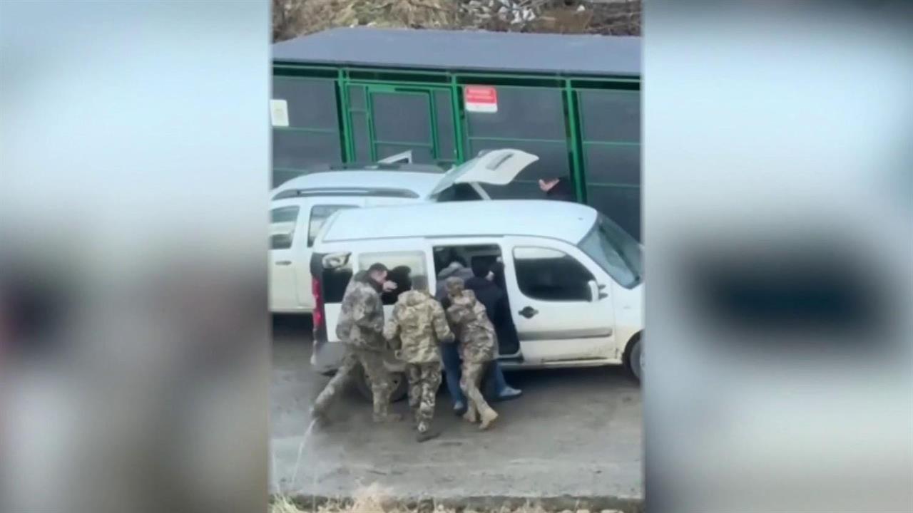 Украинские "людоловы" становятся все изощреннее, а в помощь им раскольники придумали особую молитву