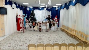 Новогодний утренник для детей 3-4 лет