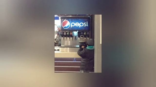 Идиоты в бургер кинге смотреть онлайн