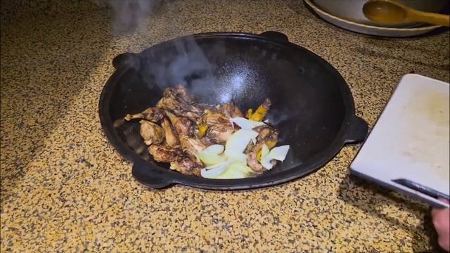 ШУЛЮМ ИЗ ФАЗАНА. ЖАРИМ-ВАРИМ. ВЕРСИЯ 2.0 - ЗАМОРОЧИЛИСЬ ДОМА С БРАТЬЯМИ #рецепт #казахи #казахстан смотреть онлайн