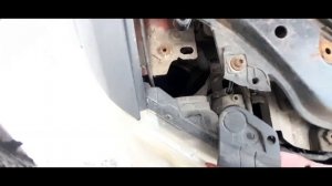 Замена лампочек ближнего света