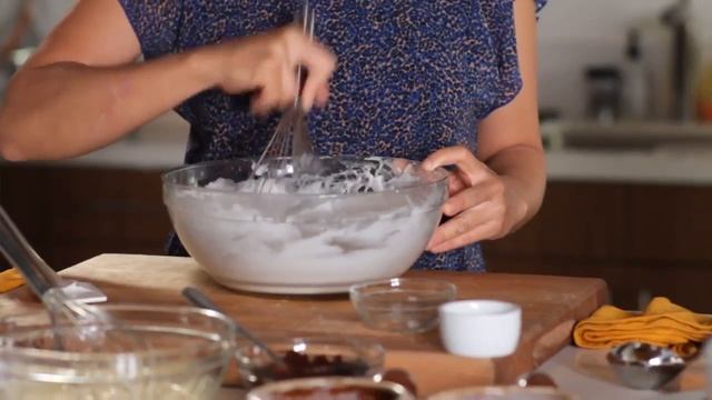 Best Foolproof Chocolate Soufflé   Recipe Wars, Episode 1