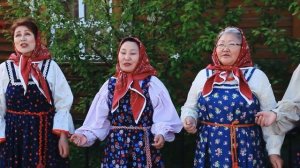 "Ой, сад во дворе"- художественный руководитель: Дмитрий Барабанов.