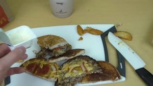 Double Royal Cheese Burger - Massive Beef [McDonald's]