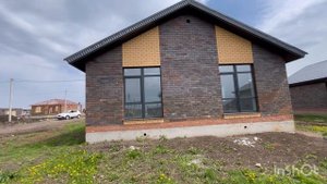 Дом из красного полнотелого кирпича 95м2.