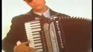 Елена Ваенга   Птичка клип 1990 х годов +++