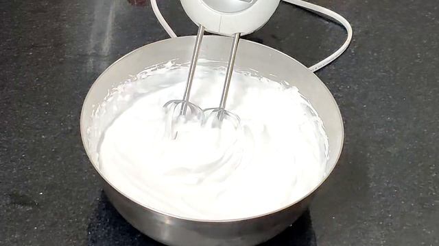 Butterscotch Cake | बटरस्कॉच केक | Farewell Theme Cake | Eggless Cake | With Condensed Milk | Zaayk