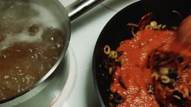 HOME QZN - Penne all’arrabbiata [Haute Cuisine at home] смотреть онлайн