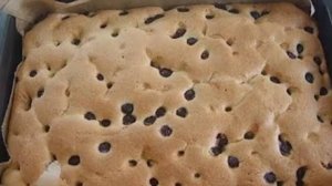 Пирог с клубничным соусом