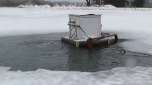 И рыба не задохнётся в пруду. Работает компрессор