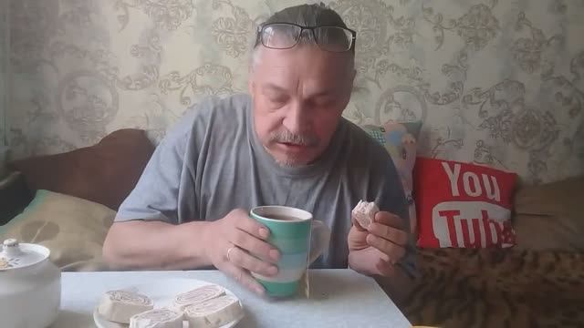 Жизнь в деревне - Готовлю РУЛЕТ из ЛАВАША с ветчиной и сыром. Накормила мужа