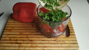 Закуска из маринованных баклажанов в перечном соусе