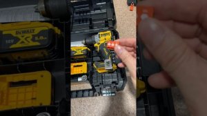 Удобное решение для ящика DEWALT DCD800,DCF850