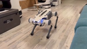 Робособака lite3 venture танцует